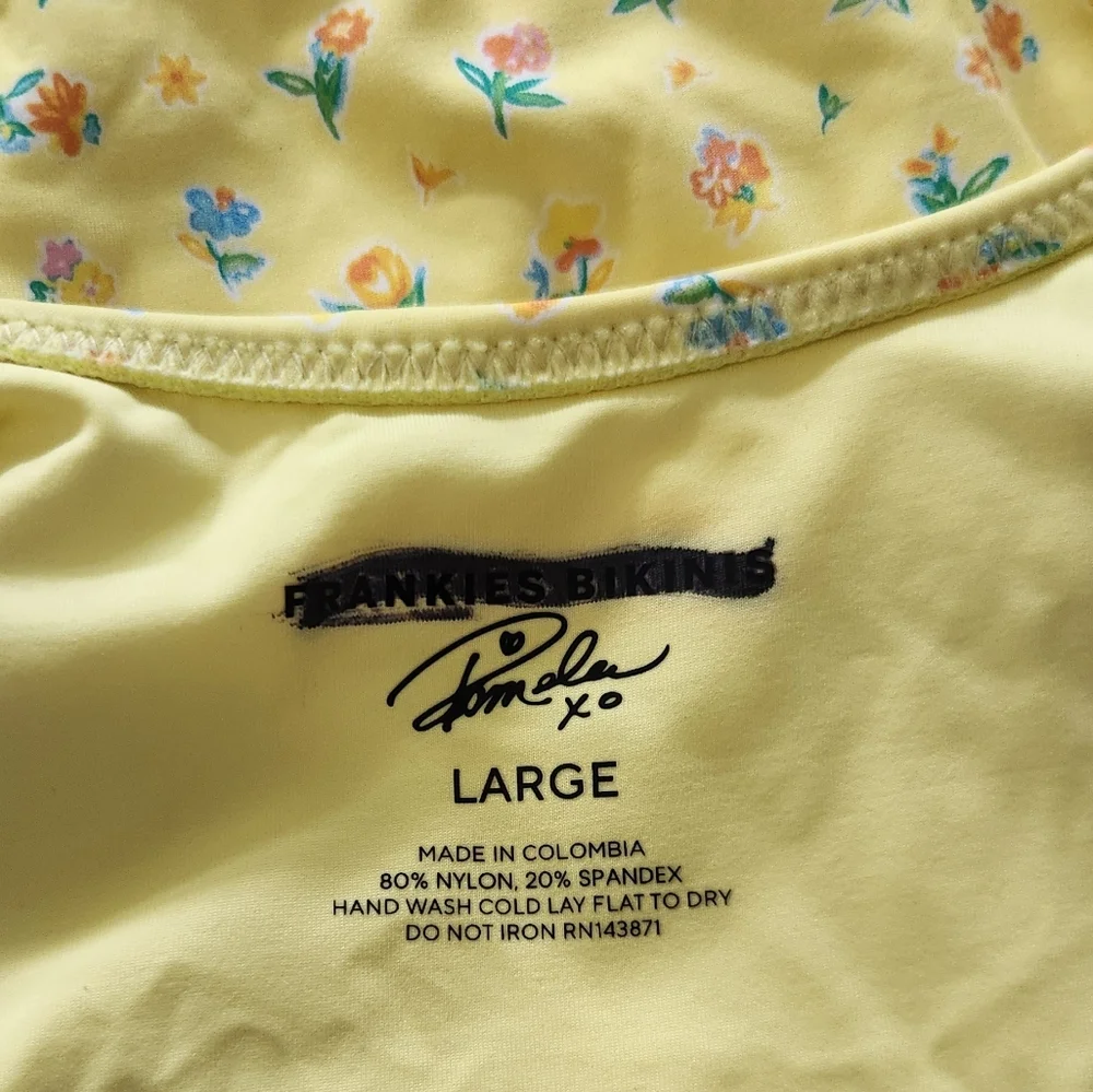 New!Frankies Bikinis x Pamela Anderson One Piece Swimsuit‎